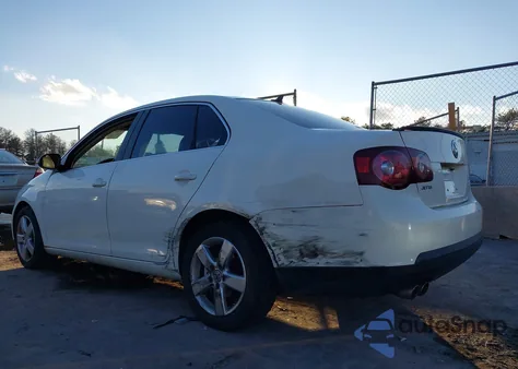 2008 Volkswagen Jetta Se from USA, damaged, VIN 3VWRM71K98M103735